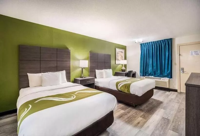 ２ダブルベッドのスタンダードルーム, Quality Inn Columbia Airport