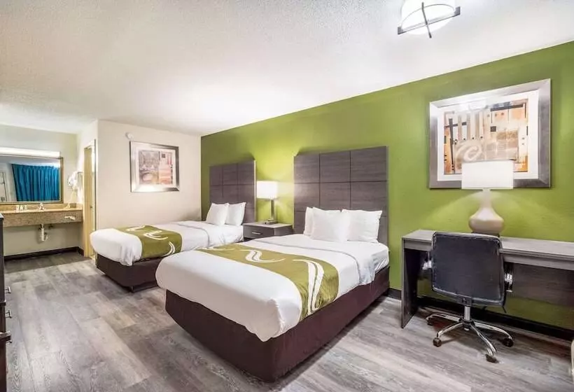 ２ダブルベッドのスタンダードルーム, Quality Inn Columbia Airport