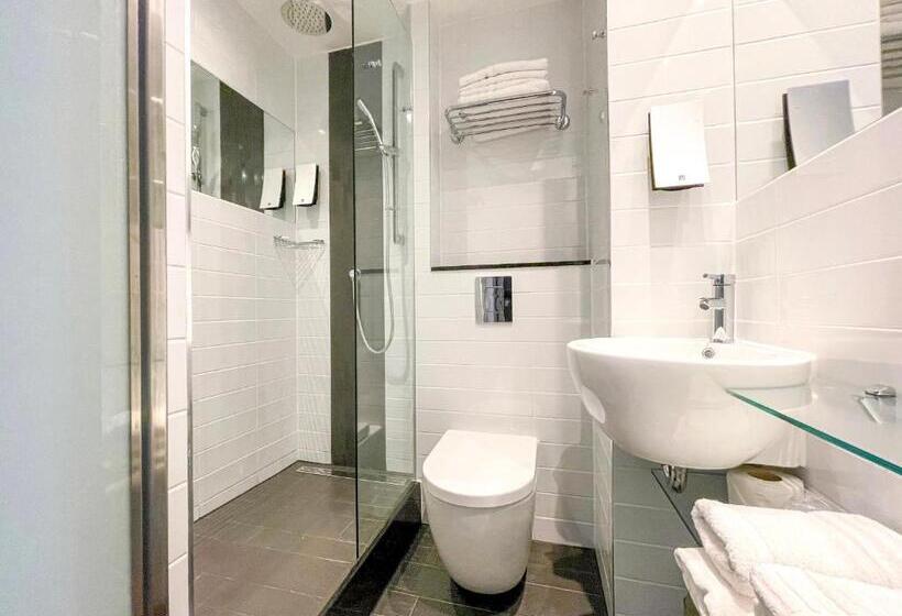 패밀리 룸, Sleeperz Hotel Cardiff