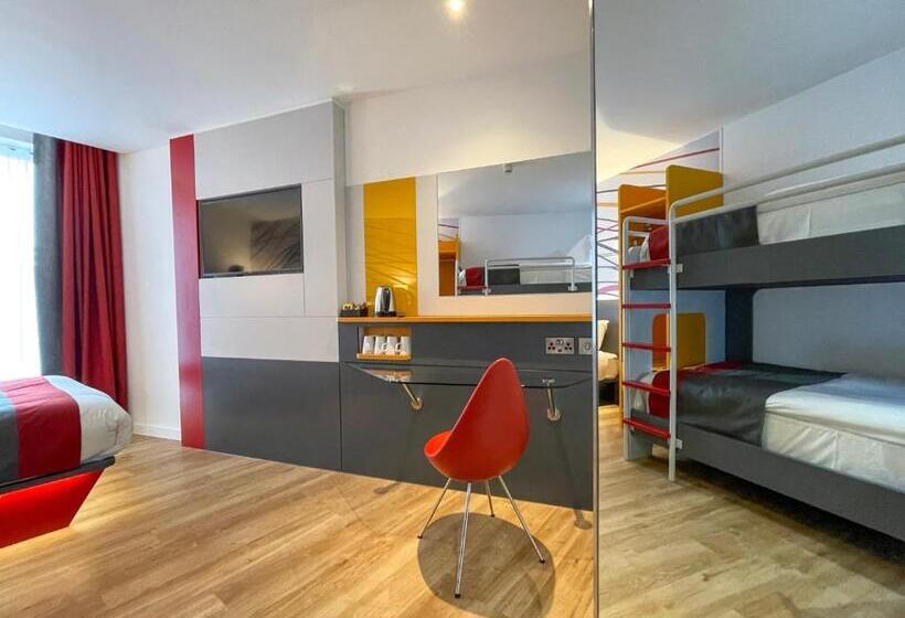 패밀리 룸, Sleeperz Hotel Cardiff