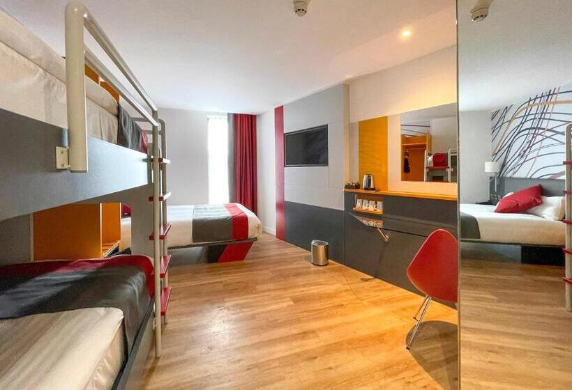 家庭间, Sleeperz Hotel Cardiff