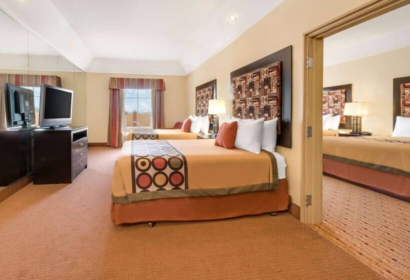 Номер Стандарт, Super 8 By Wyndham Hidalgo At La Plaza Mall & Mcallen Airport