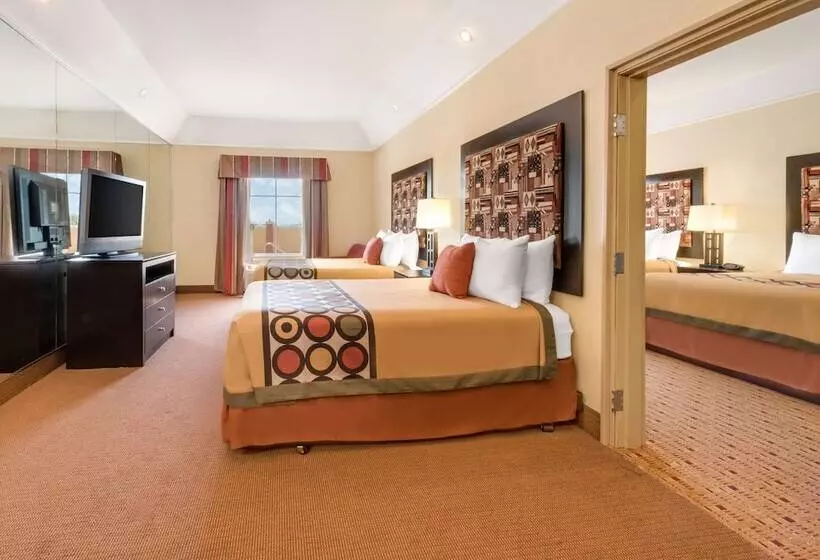 Standard-huone, Super 8 By Wyndham Hidalgo At La Plaza Mall & Mcallen Airport