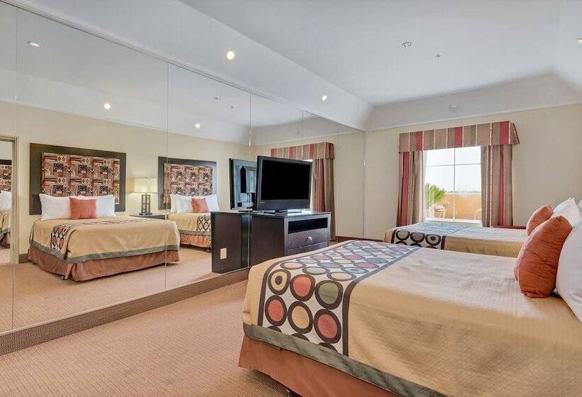 标准间, Super 8 By Wyndham Hidalgo At La Plaza Mall & Mcallen Airport