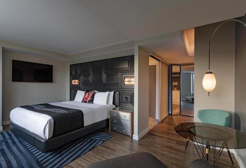 Quarto Estandar Cama King para Deficientes Físicos, W Boston