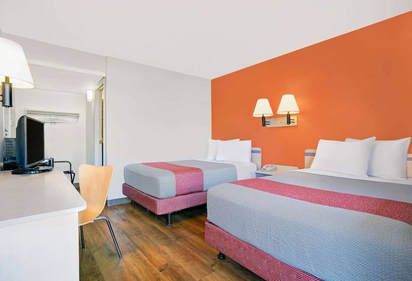 Номер Deluxe, Motel 6troutdale, Or  Portland East