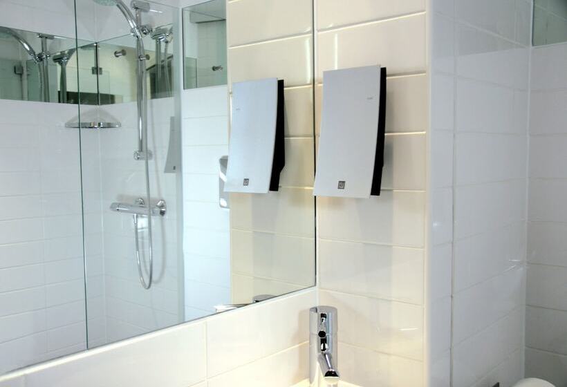 스탠다드 룸 2층 침대, Sleeperz Hotel Cardiff