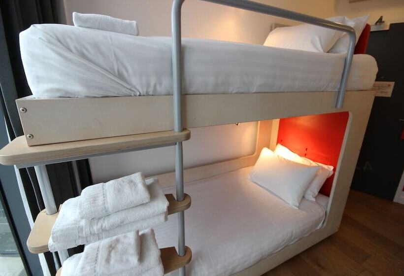 스탠다드 룸 2층 침대, Sleeperz Hotel Cardiff