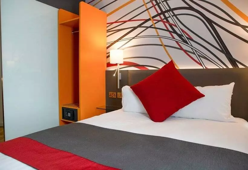 اتاق سوپریور, Sleeperz Hotel Cardiff