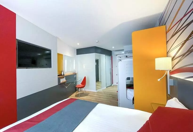 اتاق خانوادگی, Sleeperz Hotel Cardiff