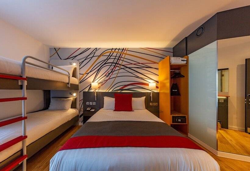 家庭间, Sleeperz Hotel Cardiff