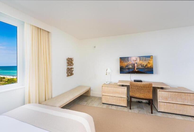 דירת שני חדרים, 1  Penthouse 2 Story Beachfront