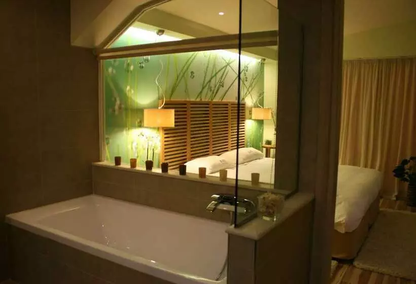 スイート, Corfu Mare Hotel Adults Only
