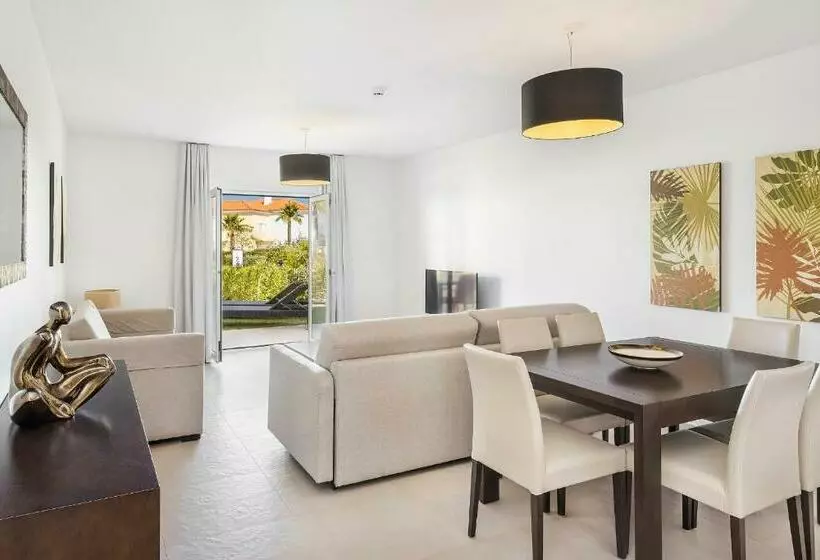 ２ベッドルームアパートメント, Eden Villas & Apartments