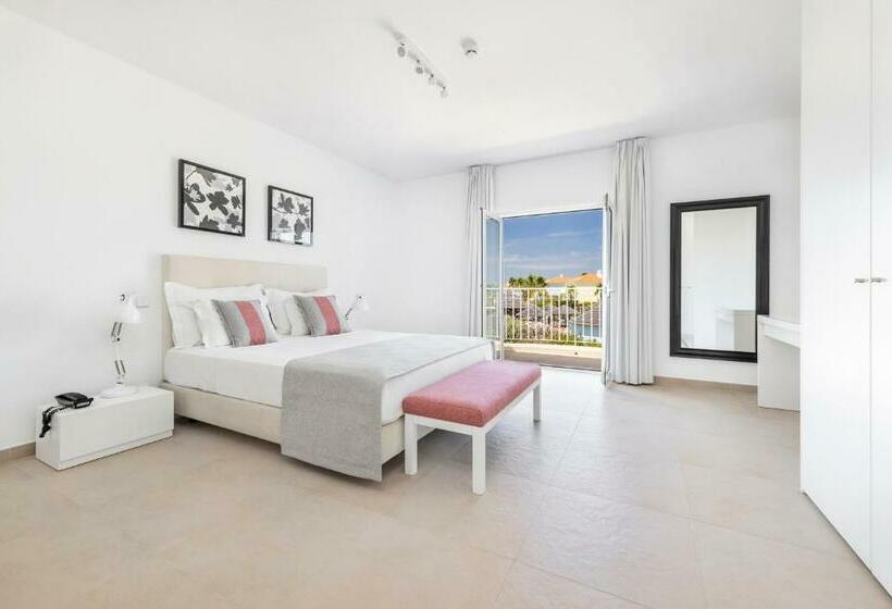 スリーベッドルーム　ヴィラ, Eden Villas & Apartments