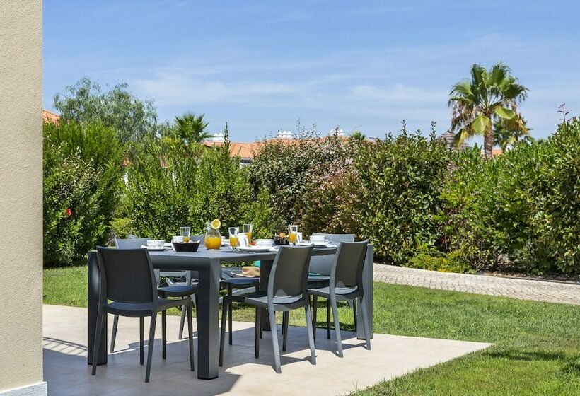 スリーベッドルーム　ヴィラ, Eden Villas & Apartments