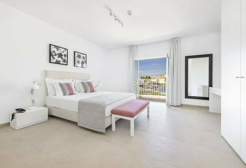 ツーベッドルーム　ヴィラ, Eden Villas & Apartments