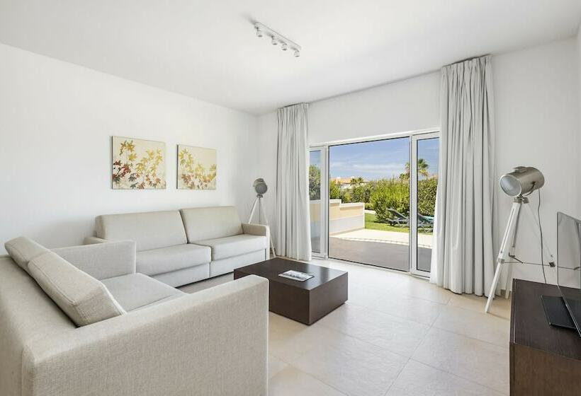 ツーベッドルーム　ヴィラ, Eden Villas & Apartments