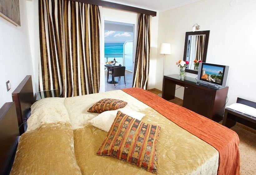 غرفة قياسية مطلّة علي البحر, Hanioti Grandotel