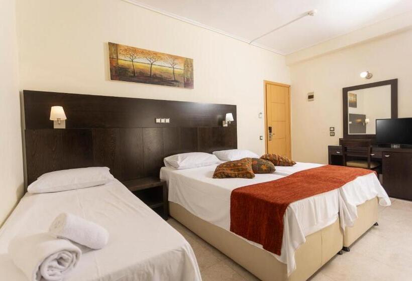 غرفة قياسية ثلاثية, Hanioti Grandotel