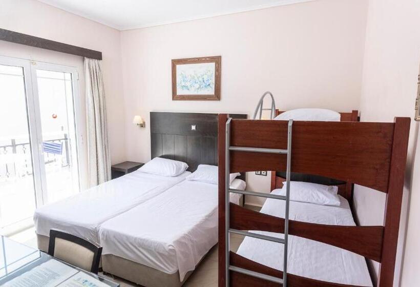 غرفة عائلية, Hanioti Grandotel