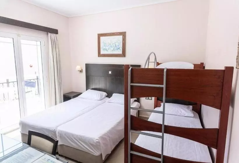 Perhehuone, Hanioti Grandotel