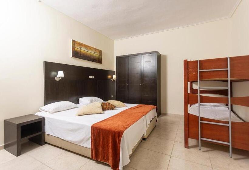 غرفة عائلية, Hanioti Grandotel