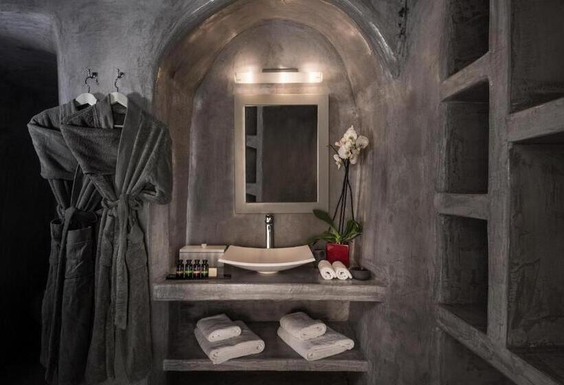 سوئیت پریمیوم, Andronis Luxury Suites