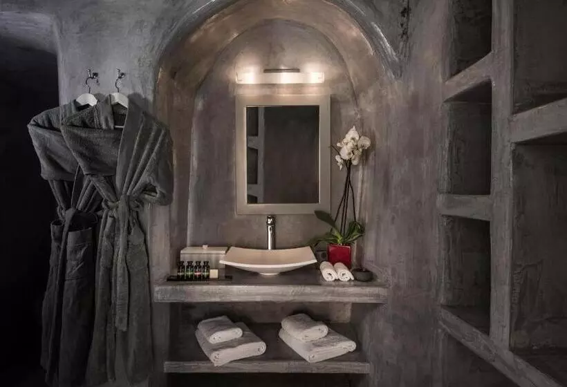 سوئیت پریمیوم, Andronis Luxury Suites