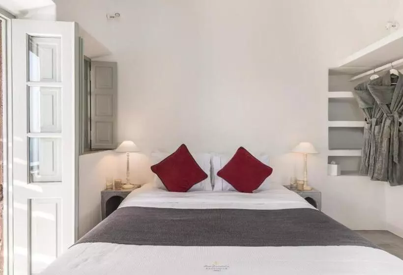 سوئیت پریمیوم, Andronis Luxury Suites