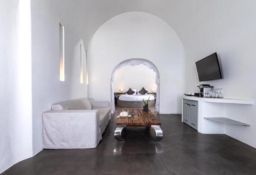 سوئیت با چشم‌انداز, Andronis Luxury Suites