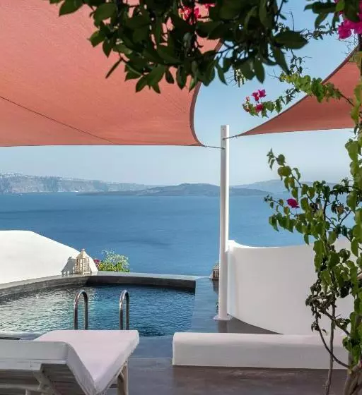 سوئیت با چشم‌انداز, Andronis Luxury Suites