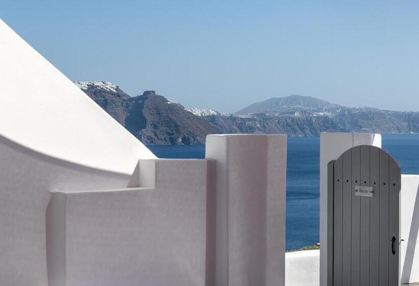 سوئیت با چشم‌انداز, Andronis Luxury Suites