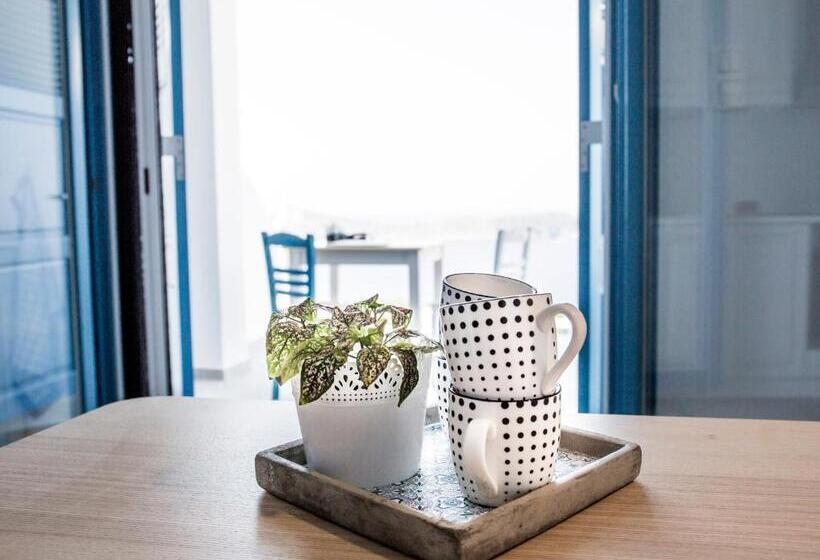 غرفة قياسية مطلّة علي البحر مزوَّدة بشُرفة, Climbers Village