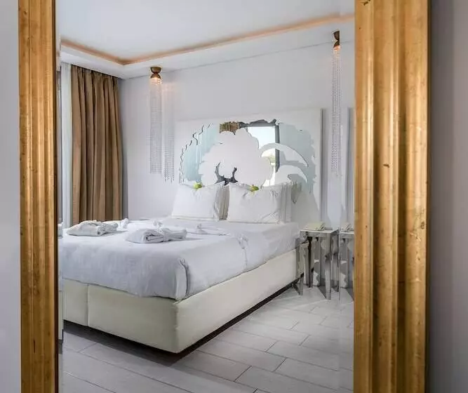 Suite with Pool, Diamond Deluxe Hotel Adults Only