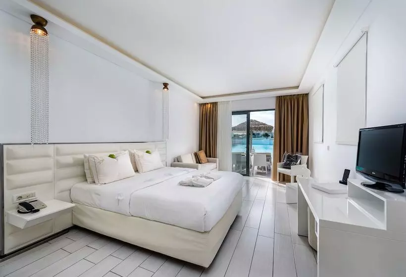 スーペリアールーム, Diamond Deluxe Hotel Adults Only