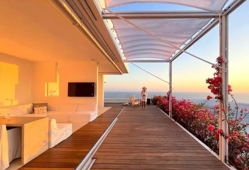 سوییت, Encanto Acapulco