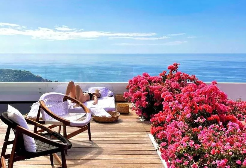 سوییت, Encanto Acapulco