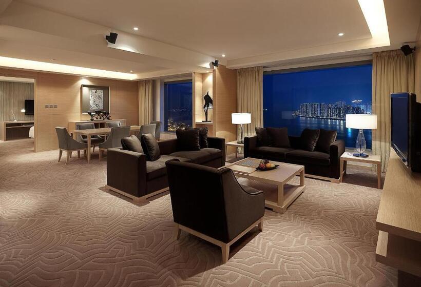سوییت اجرایی, Hyatt Regency Hong Kong, Sha Tin
