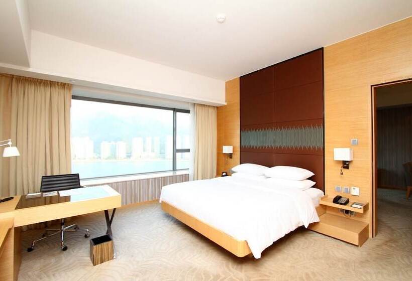 سوییت اجرایی, Hyatt Regency Hong Kong, Sha Tin