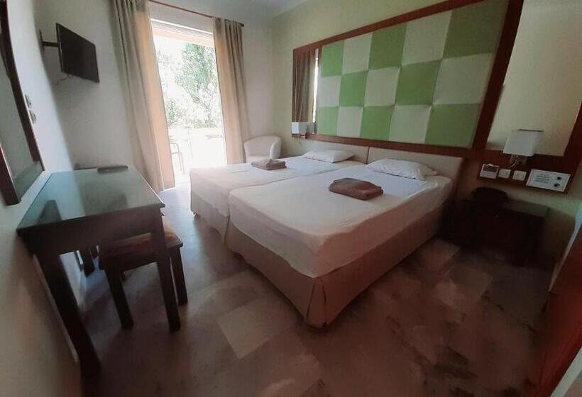 חדר סטנדרט נוף לגינה, Kyriaki