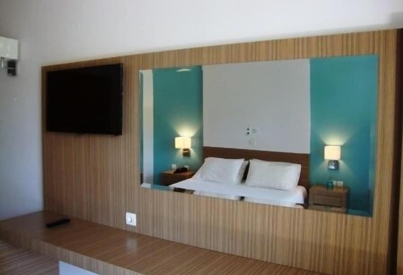 חדר סופריור, Kyriaki