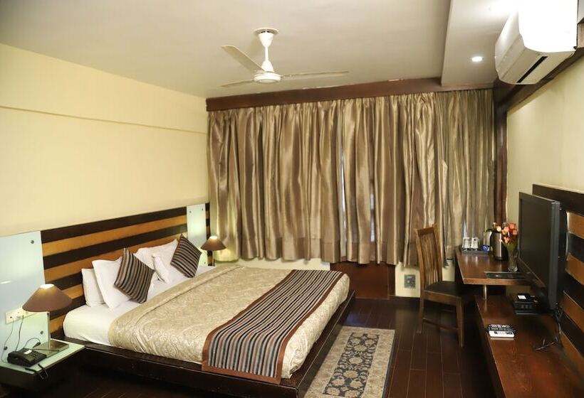 חדר אקזקיוטיב, Residency Palace