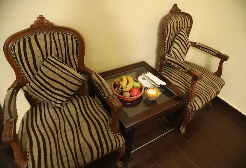 חדר דלוקס, Residency Palace