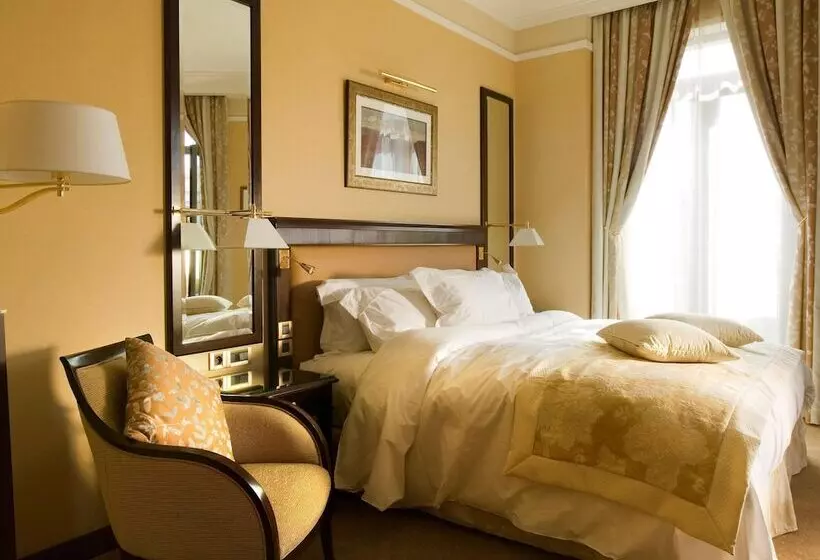 اتاق کلاسیک با تخت دوبل, Royal Hotel Oran   Mgallery Hotel Collection