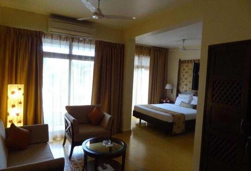 غرفة تنفيذية, The Crown Goa
