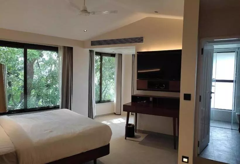 Premium-huone, The Crown Goa