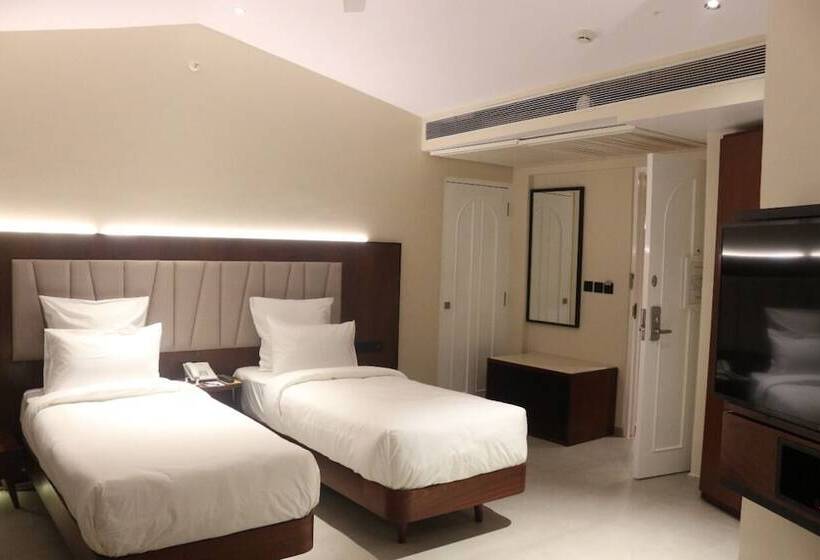 غرفة بريميوم, The Crown Goa