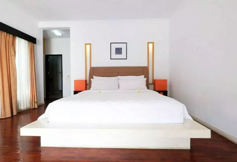 ویلای یک اتاق خوابه با استخر شنا, The Seminyak Suite  Private Villa