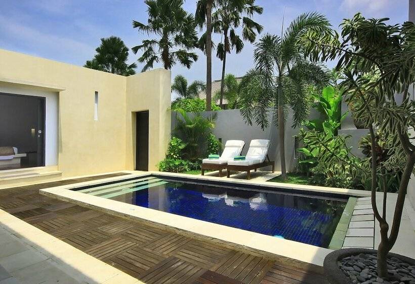 Вилла с 1 спальней и бассейном, The Seminyak Suite  Private Villa